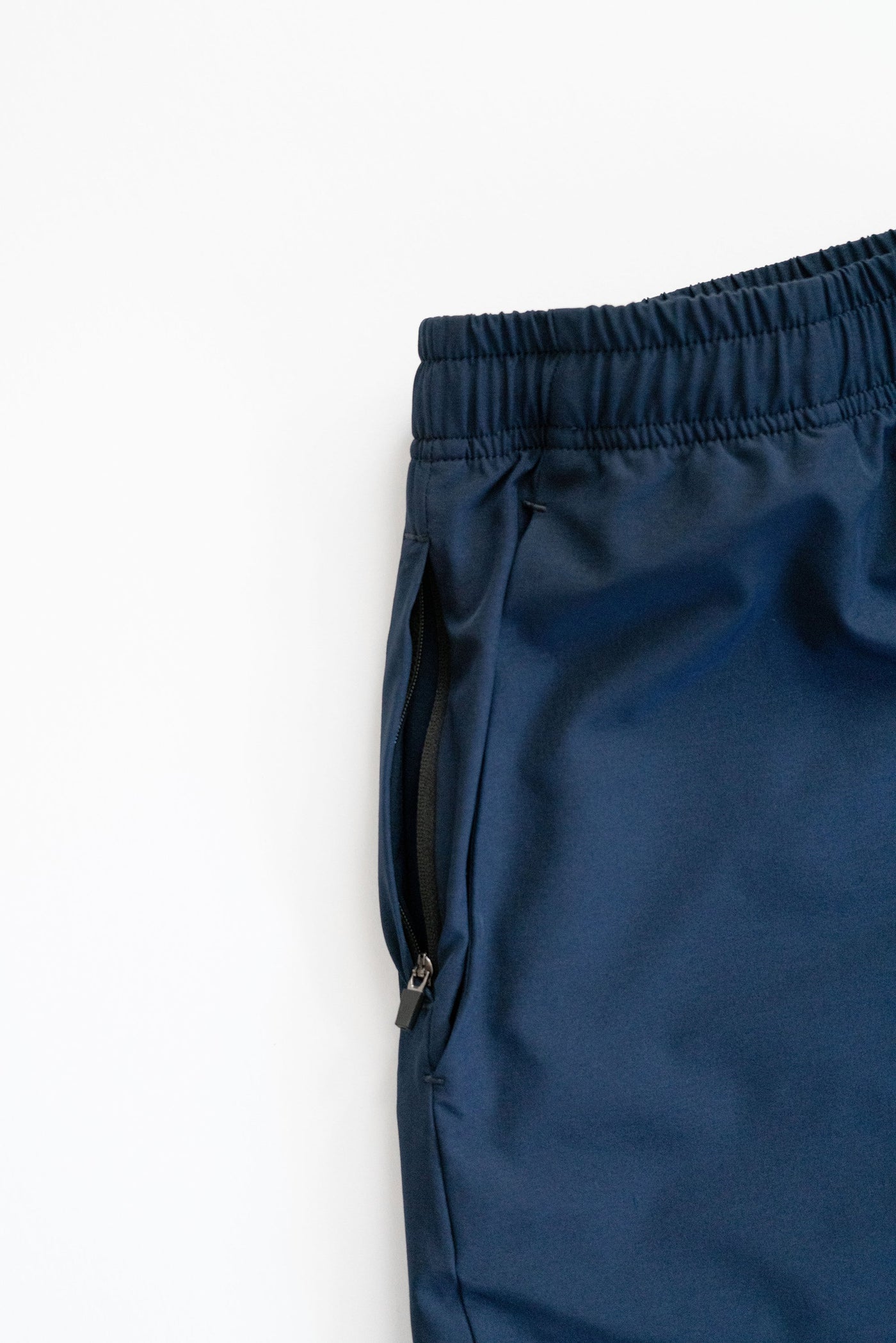 men 5 inch performance athletic short navy blue#color_navy-blue